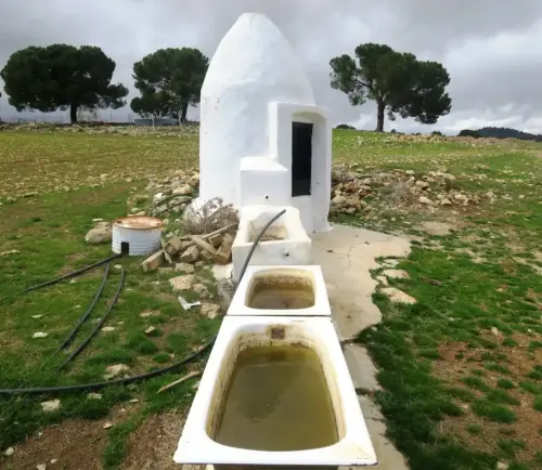 Baneras-abrevadero-Por-Molinicos