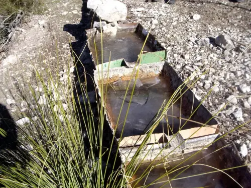 Bidones-abrevadero-Los-Atochares3-Gontar-Yeste