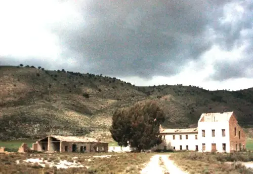 Balnearios-La-Apestosa-Tobarra2