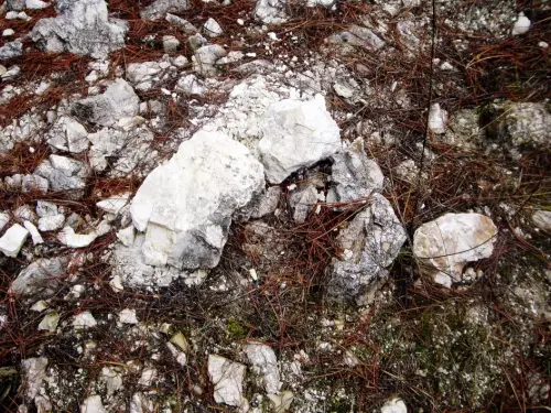 Calera-Piedra-de-cal-cocida