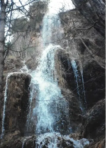 Cascadas-El-Chorraero-Paterna-del-Madera