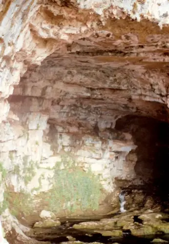 0-Cueva-de-Los-Chorros4