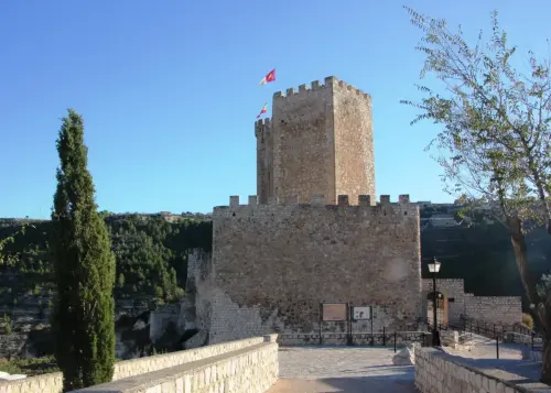 Castillos-Alcala-del-Jucar5
