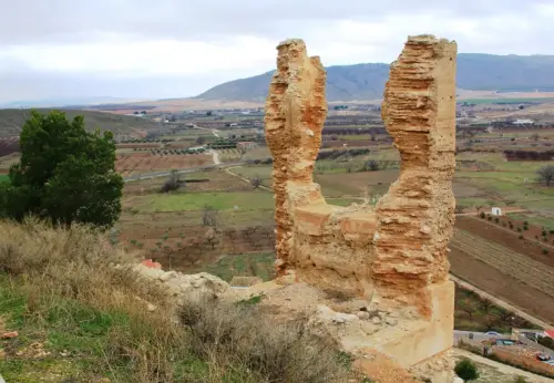 Castillos-Tobarra-Ojos-del-Diablo4