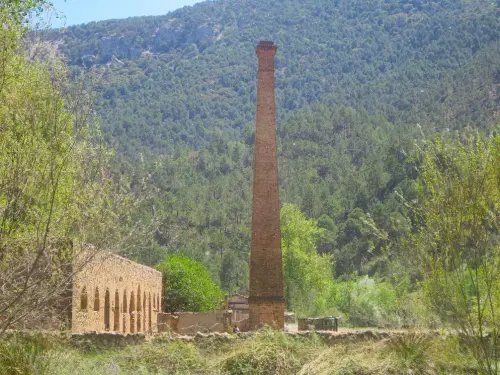 Chimeneas-El-Laminador-Riopar5