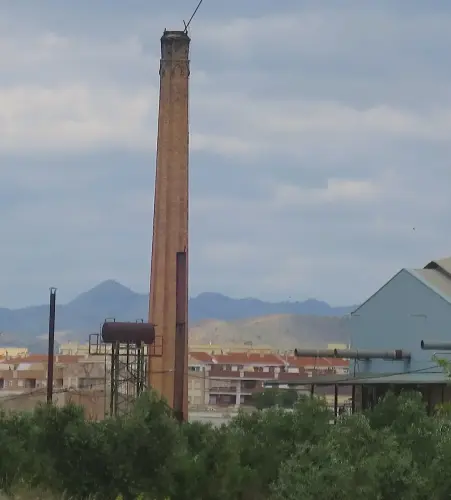 Chimeneas-Resinas-y-colofonias-Hellin7