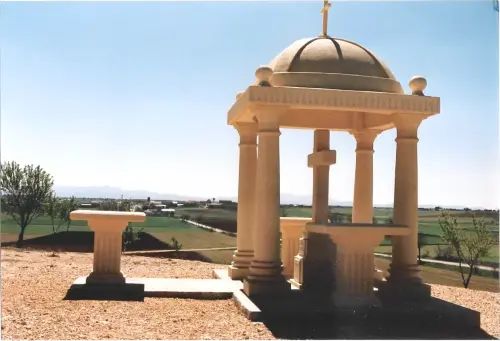 Virgen-de-Las-Aguas-templete-Viveros