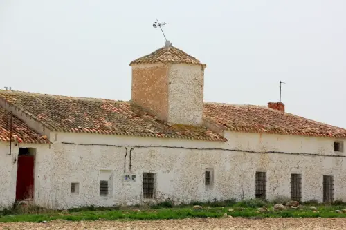 Edificacion-rural-El-Bachiller-Chinchilla