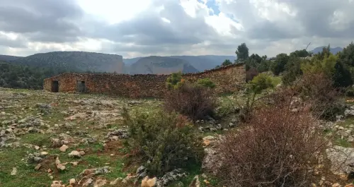 Edificacion-rural-Los-Atochares-Gontar-Yeste.-Yeste