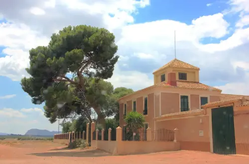 Edificacion-rural-Venta-de-Las-Maravillas-Cancarix-Hellin