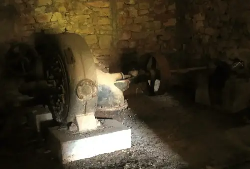 Fabricas-de-luz-El-Vinculo-Robledo2