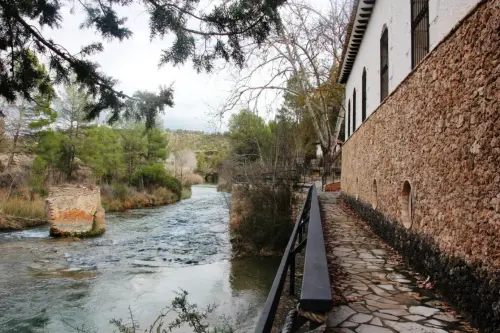 Fabricas-de-luz-La-Terrera-C.Ibanez