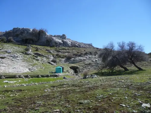Fuentes-Calar-del-Mundo-Pozo-la-Bomba3