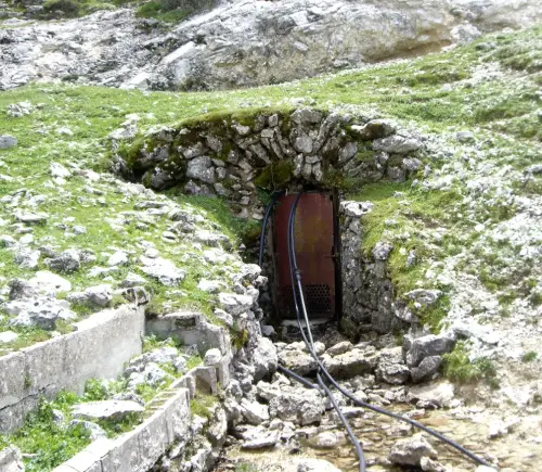 Fuentes-Calar-del-Mundo-Pozo-la-Bomba5