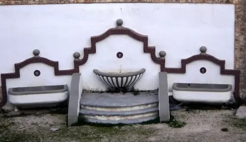 Fuentes-Molinicos-plaza2