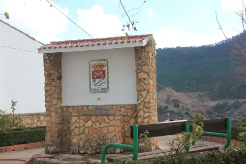 Fuentes-Paterna-del-Madera