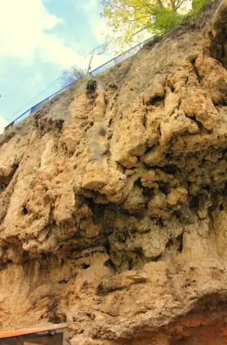 Tobas-Los-Alejos-rio-Mundo