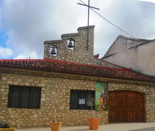 Iglesias-VILLAVERDE-DE-GUADALIMAR-2