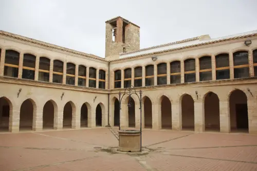 ART.181-Claustro-de-Santo-Domingo.Mudejar-la-parte-baja-siglo-XIV