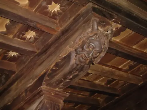 ART.193-Tribuna-mudejar-Villapalacios