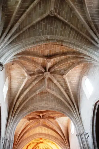 ART.253-De-tres-naves-la-central-mayor