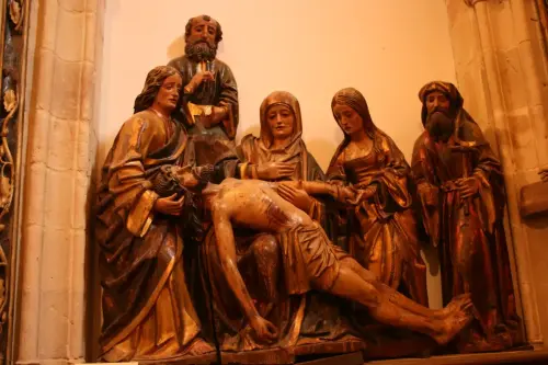 ART.289-Llanto-sobre-Cristo-muerto-Alcaraz-siglo-XV