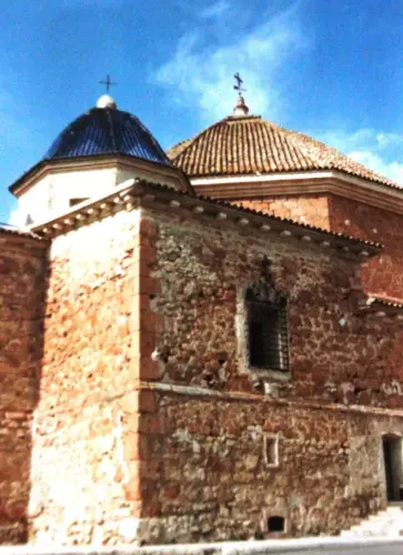 ART.348-Parroquia-de-La-Natividad-Alborea-Gotico-s.XVI-cabecera-poligonal