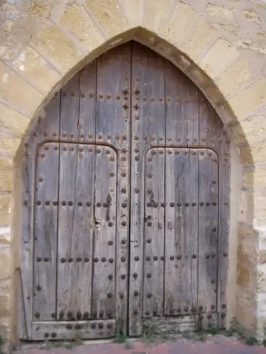 ART.357-Portada-gotica-de-la-iglesia-de-Vianos-San-Sebastian