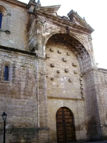 ART.388-San-Blas-Villarrobledo-Iglesia-columnaria-Renacimiento-s.XVI 