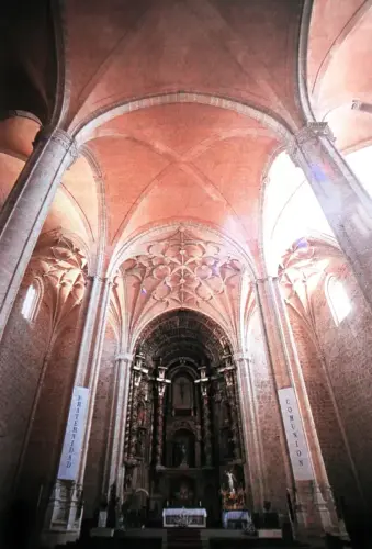 ART.393-San-Blas-Villarrobledo-Iglesia-columnaria-Renacimiento-s.XVI 