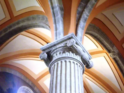 ART.403-San-Juan-Albacete-Renacentista-siglo-XVI-De-Salon-o-columnaria