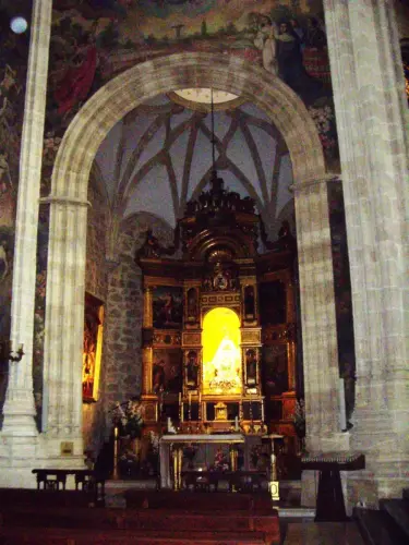 ART.427-Iglesia-del-convento-de-Franciscanos-Hellin-Siglo-XVI-Capilla-de-la-Virgen-de-los-LLanos-Gotica