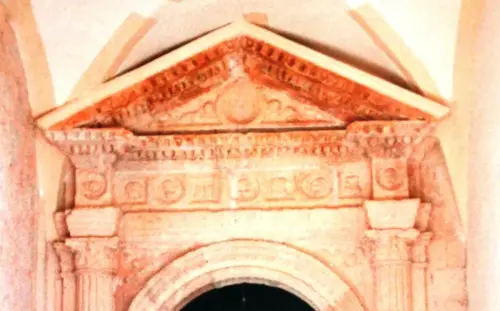 ART.453-San-Martin-La-Gineta-Portada-de-los-pies.-De-Jeronimo-Quijano