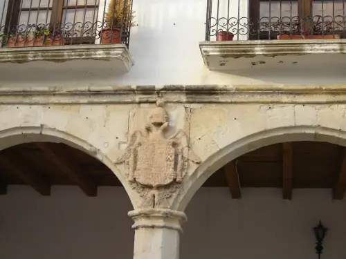 ART.514-Casa-Ayuntamiento-y-posito-Yeste