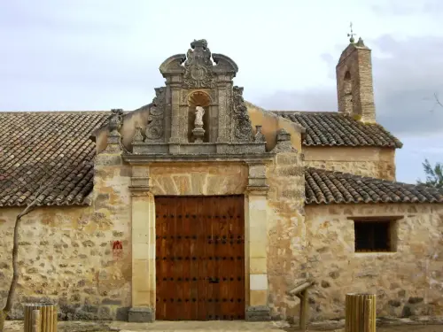 ART.683-Ermita-de-Pinilla-Portada-lateral-barroca-S.-XVIII