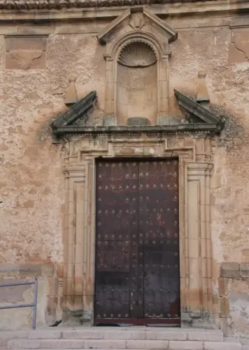 ART.686-Iglesia-de-N.Sra .-de-la-Esperanza-Penas-de-San-Pedro-S.XVIII-Portada-lateral