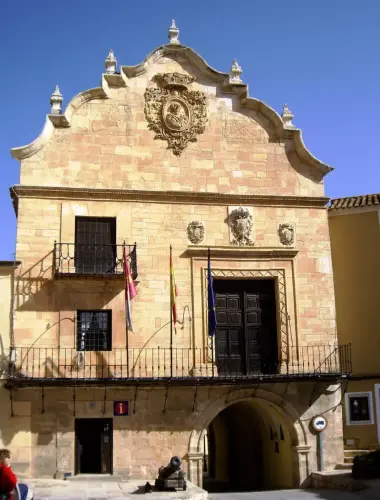 ART.713-Ayuntamiento-Chinchilla-S.XVIII 