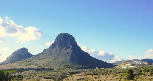 Pena-de-San-Blas-Elche-de-la-Sierra2