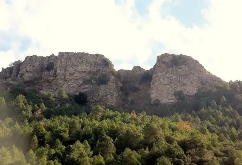 Piedra-de-la-Tejera-Pico-de-la-Cabeza-Paterna-del-Madera