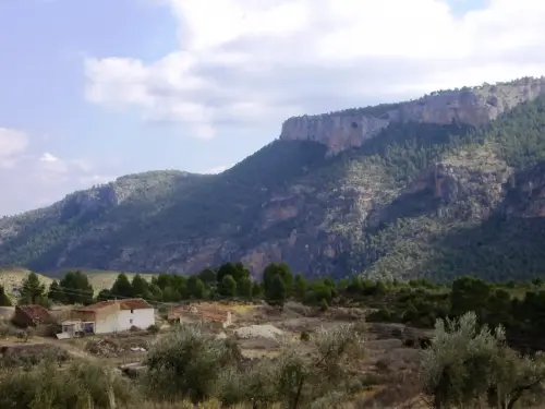 Sierra-de-Los-Molares-Yeste4