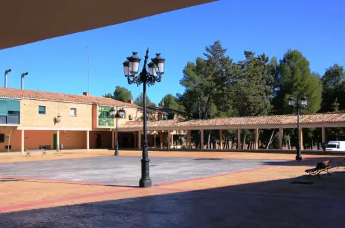 Plaza-Canada-de-Agra-Hellin