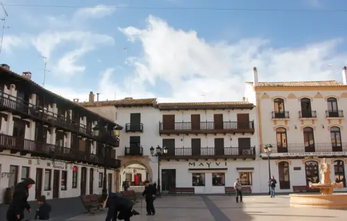 Plaza-Mayor-Tarazona-de-la-Mancha