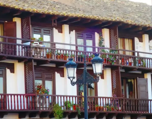 Plaza-Mayor-Tarazona-de-la-Mancha10