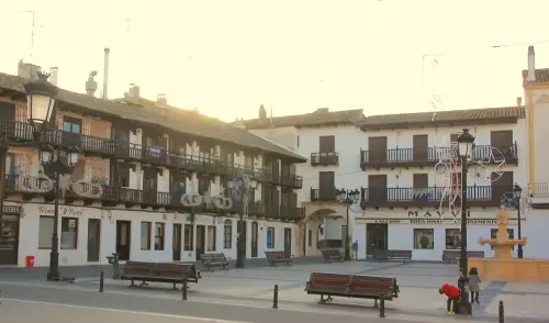 Plaza-Mayor-Tarazona-de-la-Mancha13