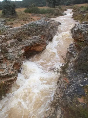 Rios031-Prejon-inicio-del-rio-Cubillo-cabecera-del-rio-Jardin