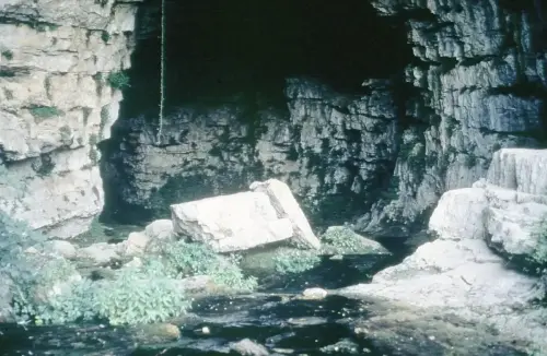 Rios164-Rio-Mundo-Cueva-de-Los-Chorros