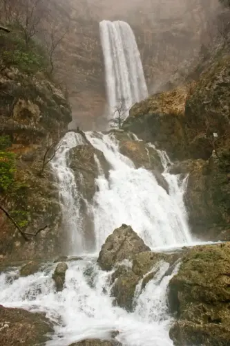 Rios168-Rio-Mundo-Cueva-de-Los-Chorros
