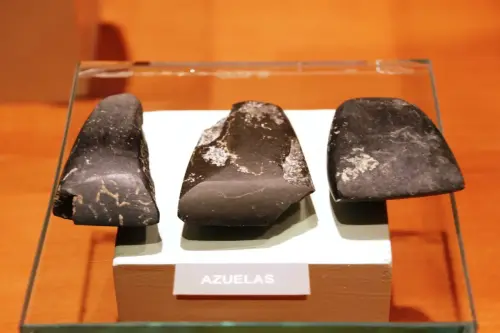 ARQUE.-057-Neolitico-Calcolitico-Fuente-de-IssoHellin