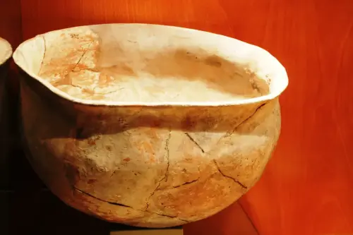 ARQUE.-118-Bronce-Los-Castellones-Albatana-Hellin-Vasija