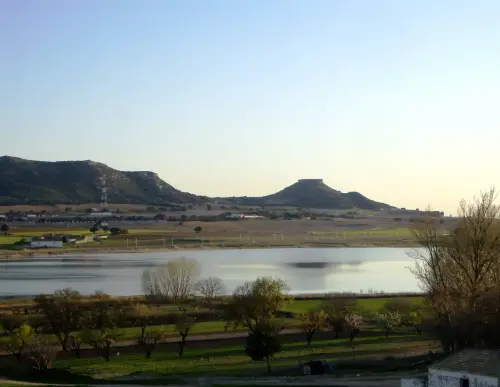 ARQUE.-132-Bronce-La-Tinaja-y-Monpichel-Corral-Rubio